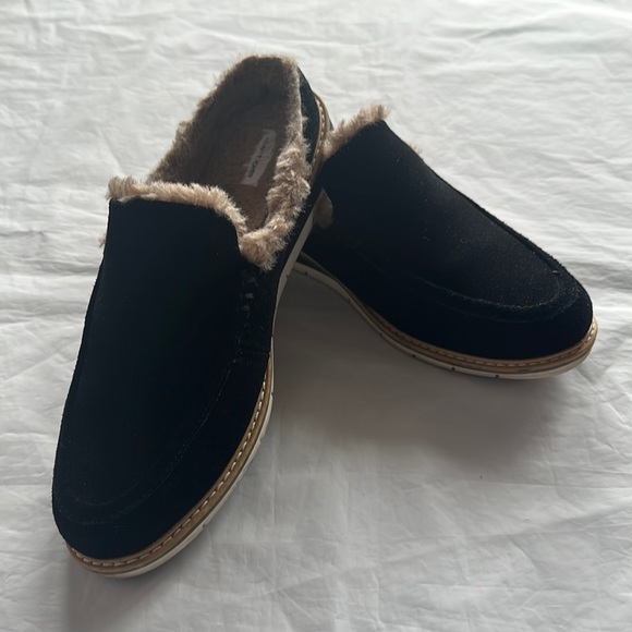 Adam Tucker Shoes - Adam Tucker Slide Shoes Size 7.5